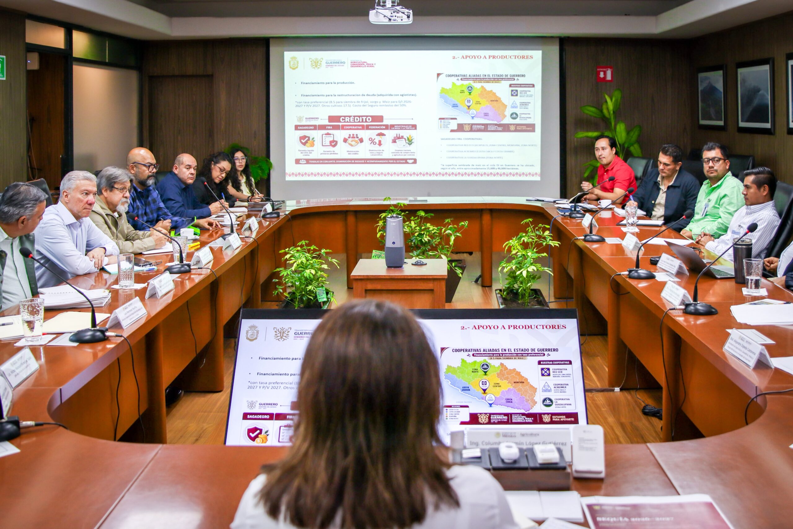 Guerrero y Federación suman esfuerzos para fortalecer la producción de maíz y frijol