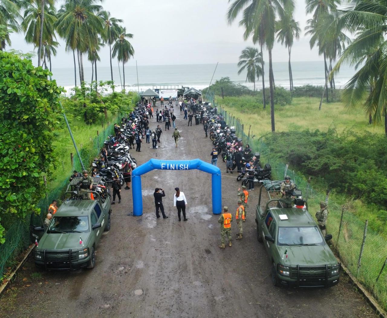 Rodada motociclista fortalece la cercanía entre el Ejército y la población de Costa Grande