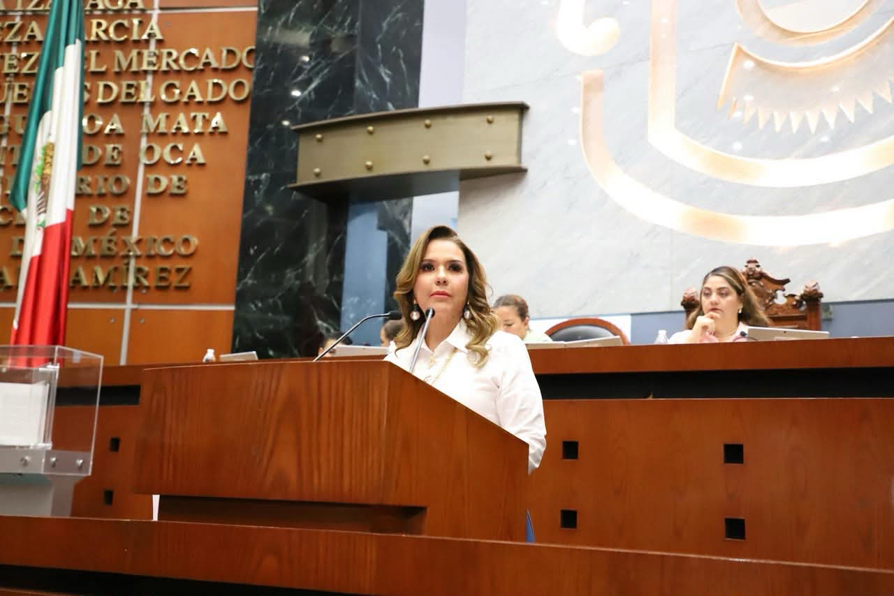 Presentan iniciativa para perfeccionar la justicia administrativa en materia de obra pública