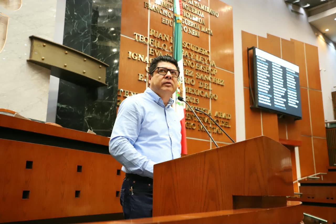 Analizan exhorto para declarar Los Diablos de Teloloapan como patrimonio cultural del estado