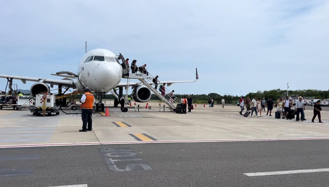 Se adelanta llegada de turistas extranjeros a Ixtapa-Zihuatanejo