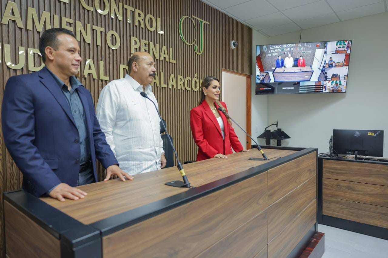 Evelyn Salgado y Ricardo Salinas inauguran el nuevo Centro Integral de Justicia en Taxco