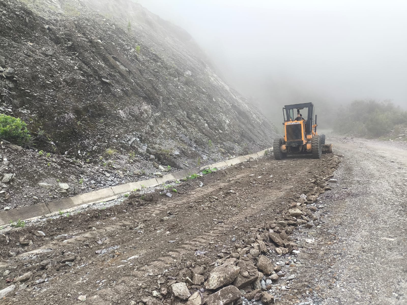 Atiende Cicaeg afectaciones en caminos de la Sierra de Chilpancingo