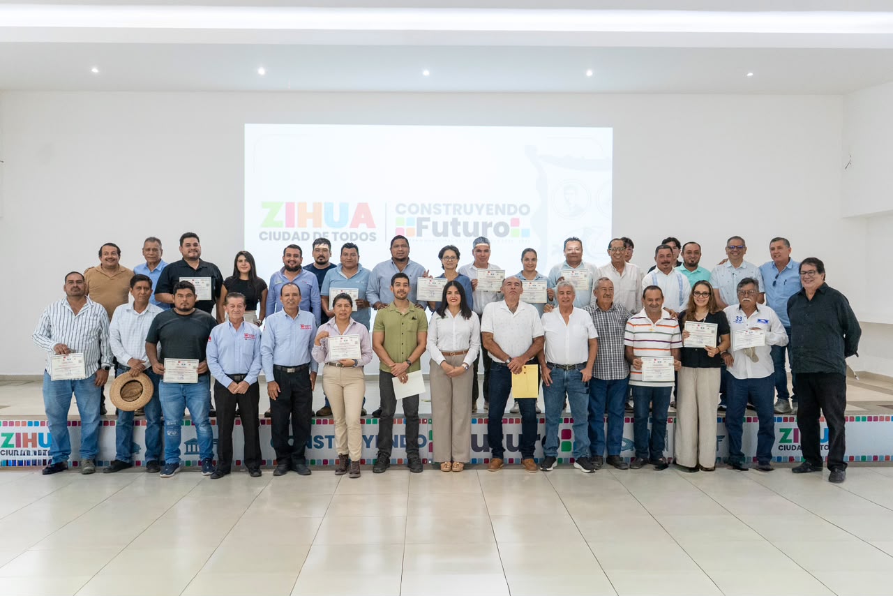 Gobierno de Zihuatanejo fortalece las buenas prácticas profesionales con la capacitación de arquitectos e ingenieros