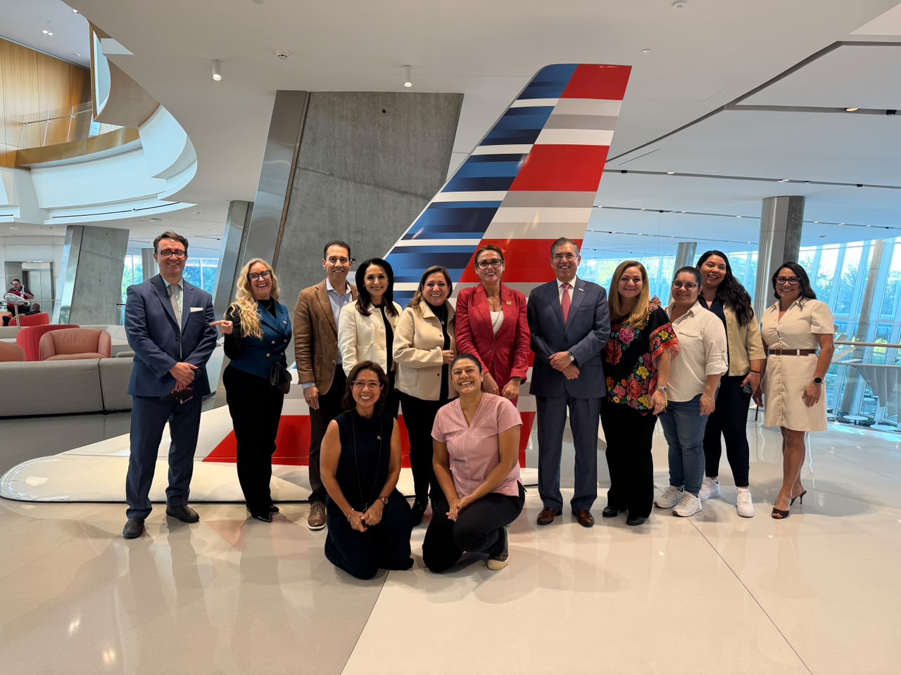 Guerrero y American Airlines analizan ampliar vuelos a Acapulco e Ixtapa-Zihuatanejo